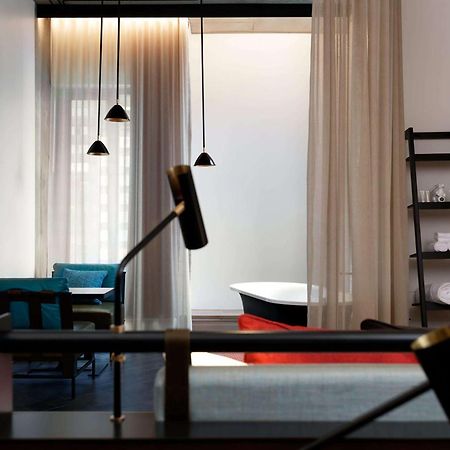 ホテル Qt メルボルン エクステリア 写真 A suite at the hotel