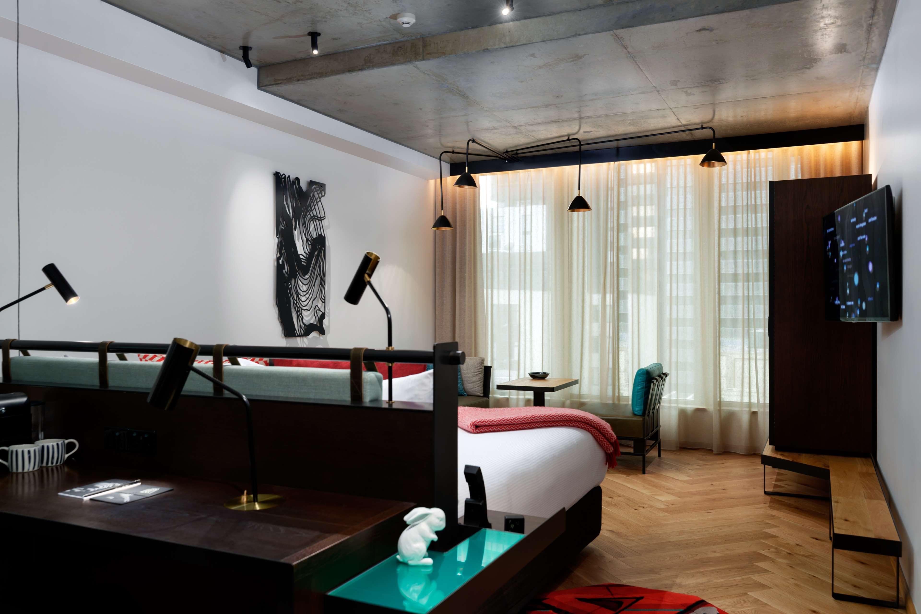 ホテル Qt メルボルン エクステリア 写真 A room at the hotel