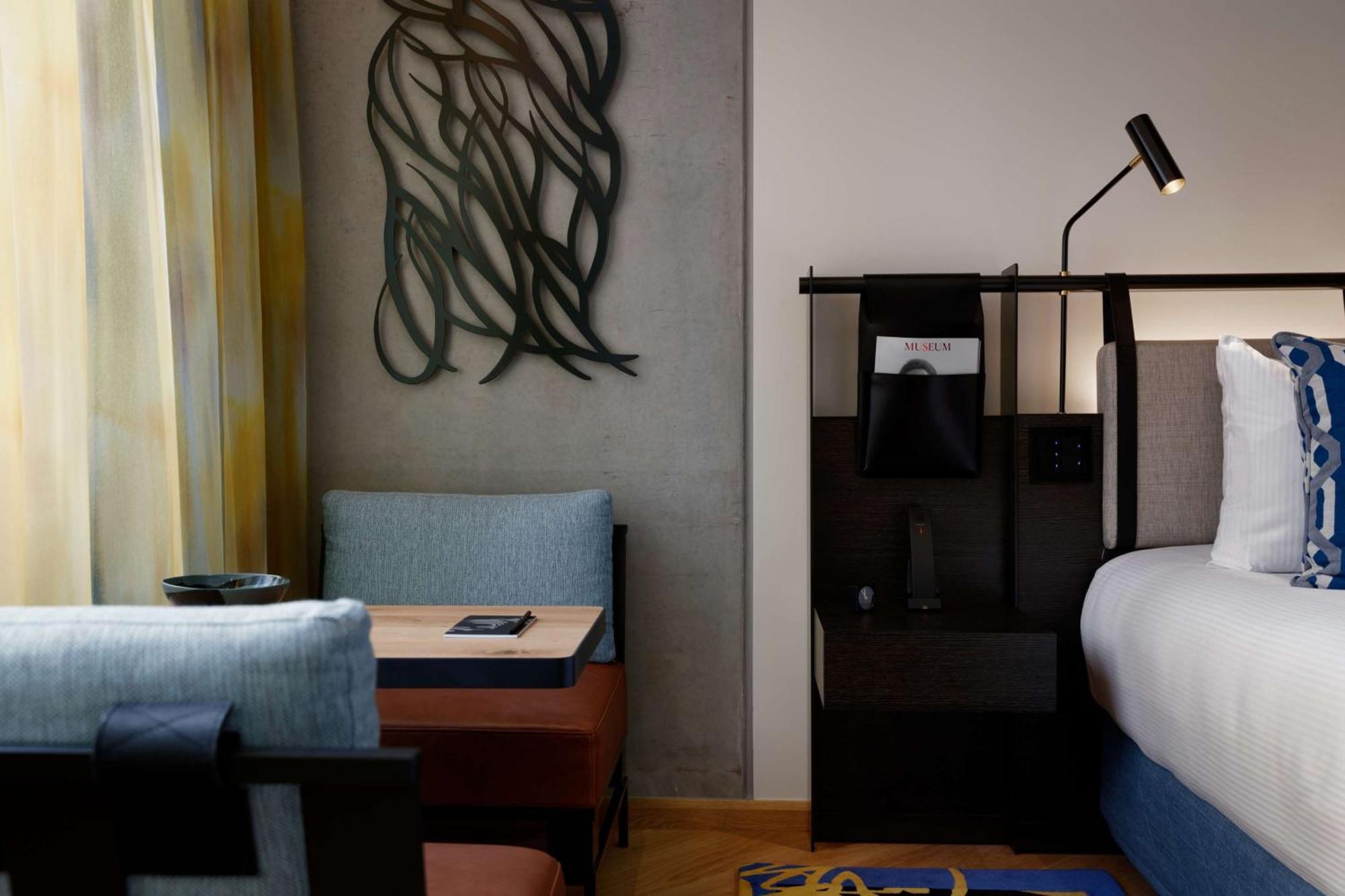 ホテル Qt メルボルン エクステリア 写真 A room at the hotel