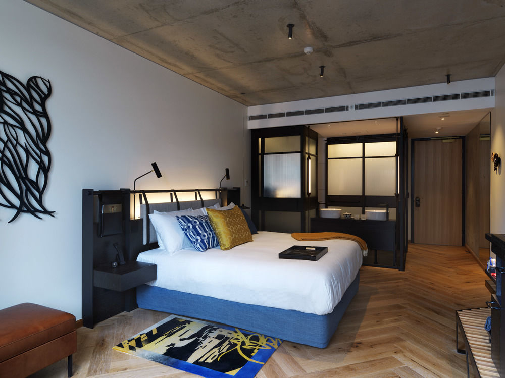 ホテル Qt メルボルン エクステリア 写真 A room at the hotel