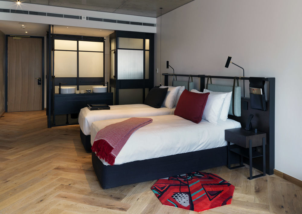 ホテル Qt メルボルン エクステリア 写真 A room at the hotel
